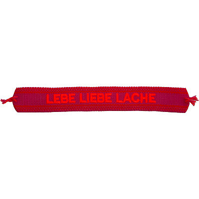 'Lebe Liebe Lache' Bracelet en tricot